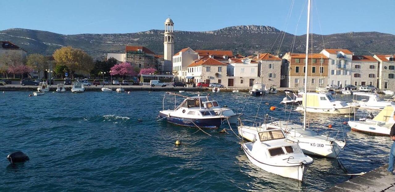 Suncica Apartments Kaštela Esterno foto